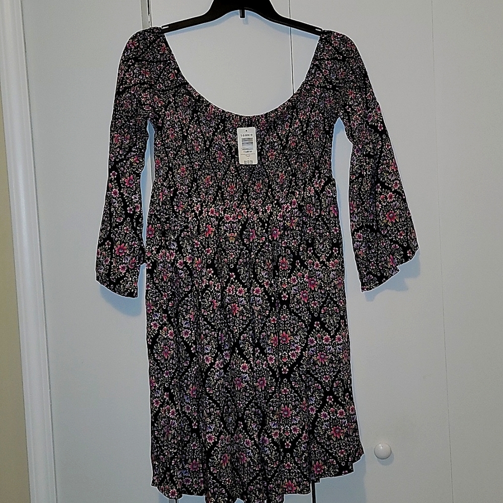 Torrid off shoulder skater dress NWT! Floral, flowy, fabulous